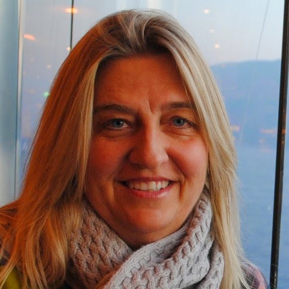 Meet your Posher, Tracey - Picture 1 of 1